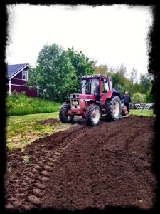 traktori tom ja talo